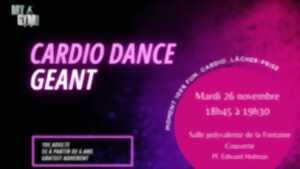 Cardio dance géant