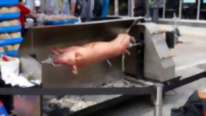 photo Olhette, petit cochon grillé au feu de bois