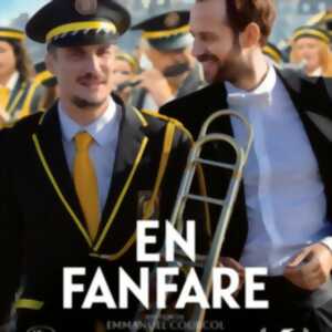 photo Projection film : En Fanfare