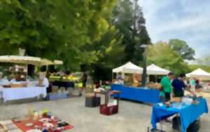 photo Marché à la brocante