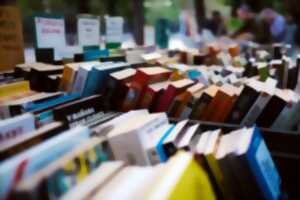 Vente de livres, magazines et CD