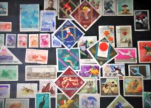 photo Bourse aux timbres et multicollections