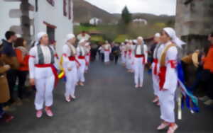 photo Libertimendua dans le cadre du carnaval  : défilé, théâtre, danse, bertsulariak (versificateurs en basque)