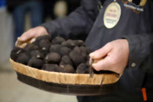 photo Marché aux truffes d'hiver - Val de Louyre et Caudeau