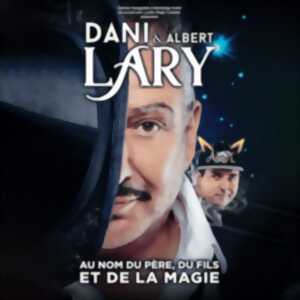 photo DANI LARY - AU NOM DU PÈRE, DU FILS ET DE LA MAGIE