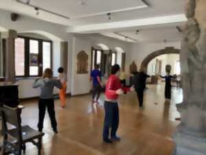 photo Yoga Danse au musée