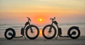 photo Balade sur la plage au coucher du soleil en Tchanquaroue