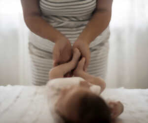 photo Atelier massage parents-enfants