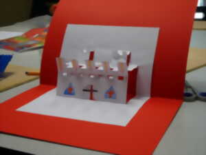 photo Atelier Pop’Up – Construis ton château fort à la façon pop’up !
