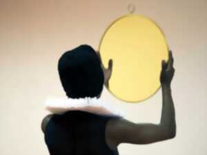 photo Spectacle - histoire(s) décoloniale(s) # Mulunesh de Betty Tchomanga