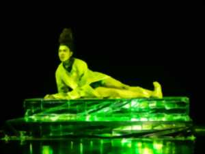 photo Spectacle - mascarades, de Betty Tchomanga