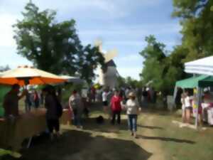 photo Brocante & Vide Grenier à la Tour Blanche
