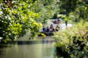 photo Jeu de piste en barque dans le Marais poitevin
