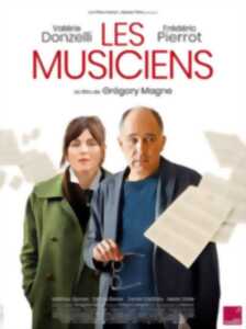 photo Cinéma Arudy : Les musiciens