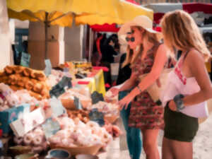 photo Marché traditionnel estival de Villeréal