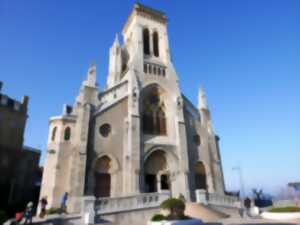 photo Visite Flash : Sainte-Eugénie : de la Chapelle Notre-Dame-de-la-pitié à l’Église Néo-GothiqueBiarritz
