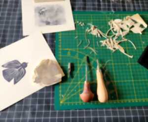 photo ATELIER FABRICATION DE TAMPONS THÈME ÉTÉ