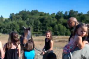 photo Fête du club à la Ferme Équi'libre